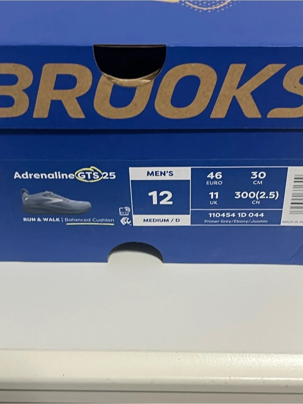 Brooks Men’s Gray & Yellow Adrenaline GTS Running Shoes
